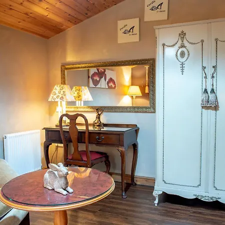 Beveren - Still Rabbit - Hot Tub - Yorkshire Villa *