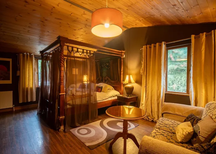 Beveren - Still Rabbit - Hot Tub - Yorkshire Villa