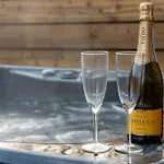 Villa Beveren - Still Rabbit - Hot Tub - Yorkshire