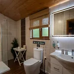 Beveren - Still Rabbit - Hot Tub - Yorkshire * Selby
