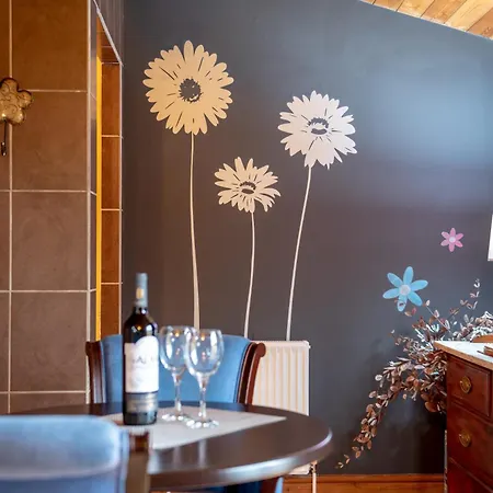 Willa Beveren - Still Rabbit - Hot Tub - Yorkshire